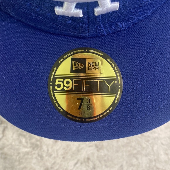 Los Angeles Dodgers Paisley Bandana Print Embroidery 59Fifty New Era Hat… - Picture 9 of 15
